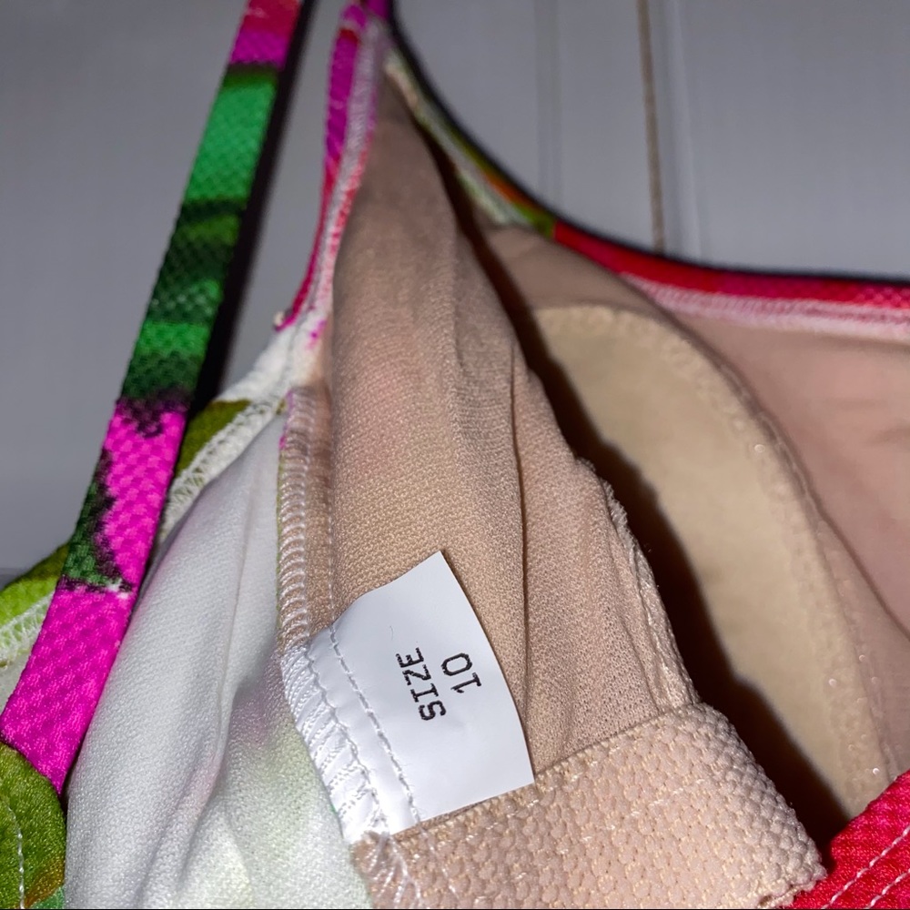 Vintage Floral One Piece Bathing Suit - Picture 8 of 9
